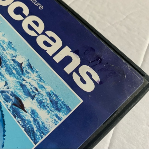 Shark Water, Disney Nature Oceans, Dynasties The Greatest of Their Kind DVDs - Picture 5 of 13